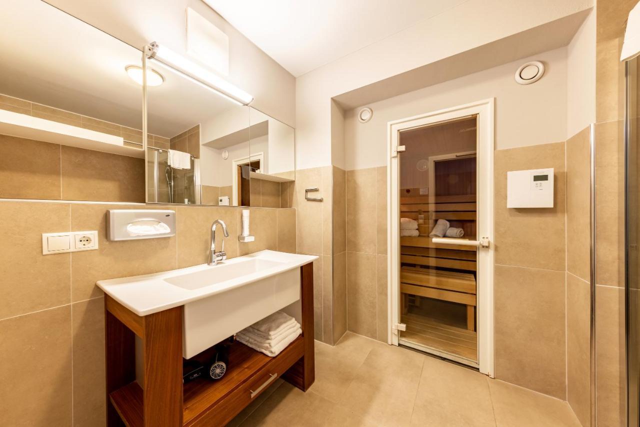Der Sonnberg Alpinlodges - Apartments Mit Seeblick, Privater Sauna Und Self Check-In Τσελ αμ Ζέε Εξωτερικό φωτογραφία