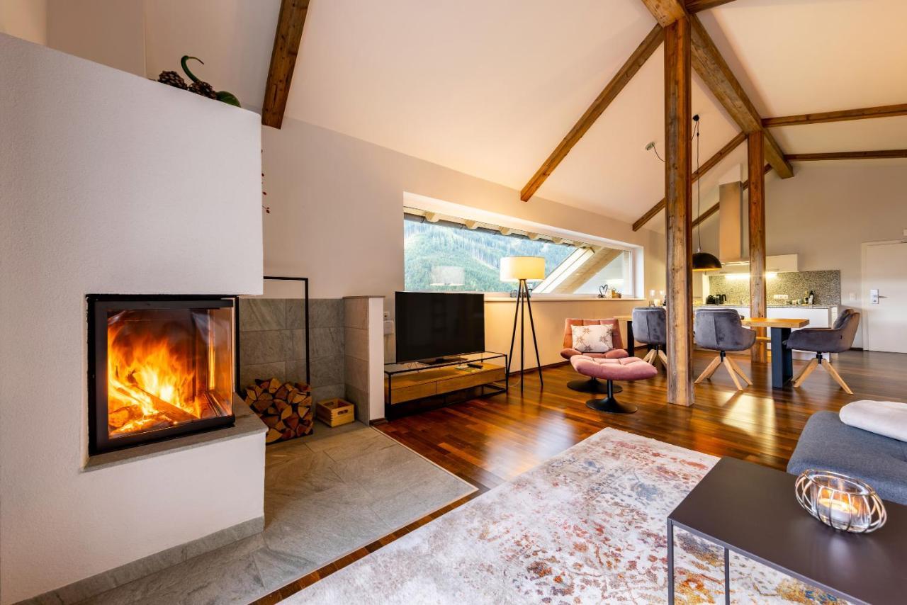 Der Sonnberg Alpinlodges - Apartments Mit Seeblick, Privater Sauna Und Self Check-In Τσελ αμ Ζέε Εξωτερικό φωτογραφία